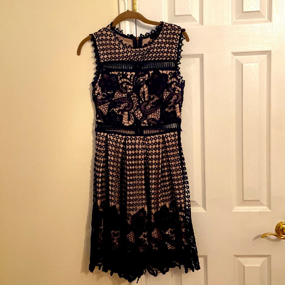 Aqua NWOT perforated lace size small, navy blue/beige cocktail dress/wedding